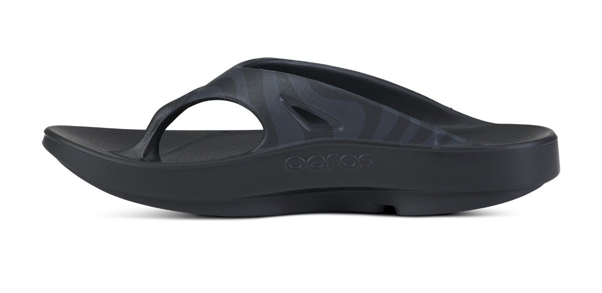 bauer-oofos-mens-ooriginal-sport-sandal-black-asphalt-04-04-1001BKBAUR_shot4_03036e23-bb7a-4b36-bcda-3f0c45a86 BAUER/OOFOS Men's OOriginal Sport Sandal – Black Asphalt