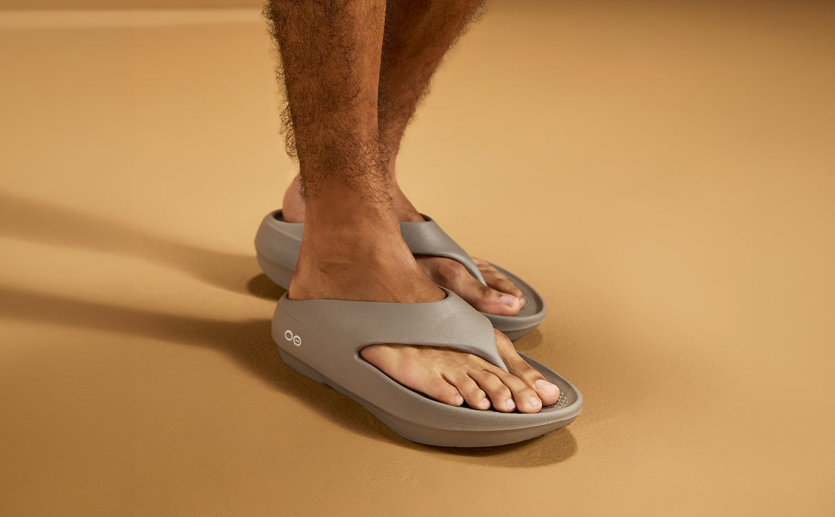 mens-ooriginal-plus-sandal-driftwood-09-09-M_OOriginalPLUS_Driftwood Men's OOriginal PLUS Sandal - Driftwood