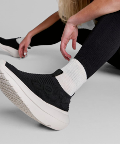 Women's OOmy Zen - Chalk Black